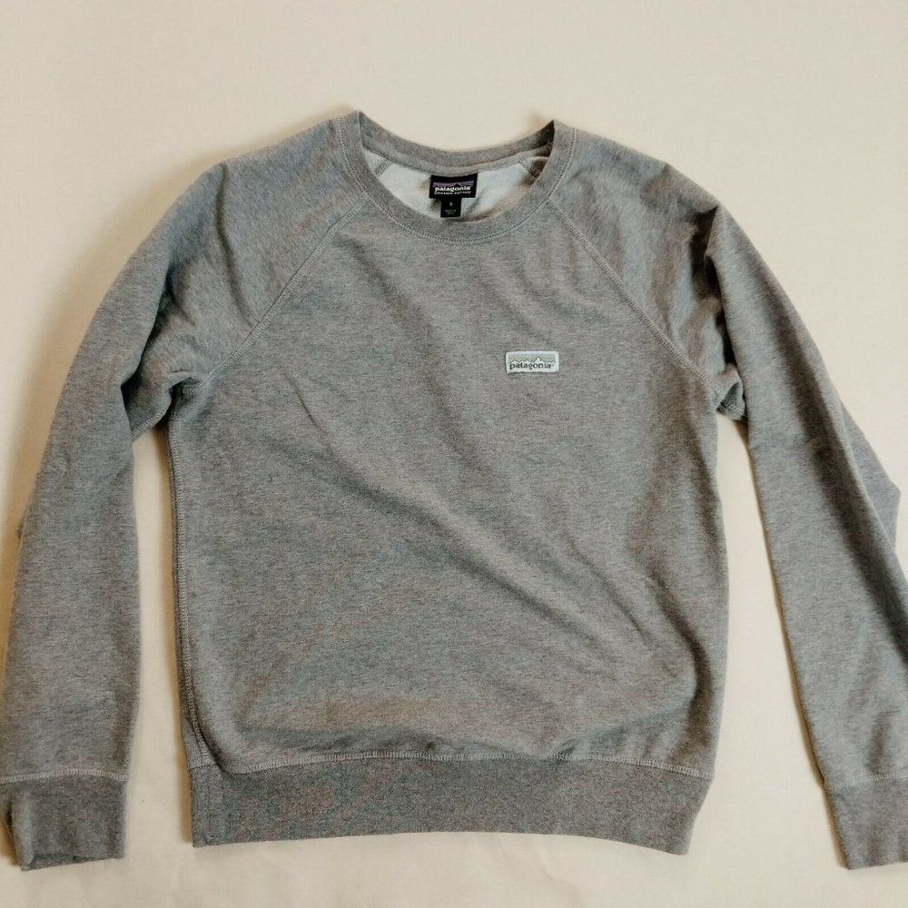Patagonia gray crewneck organic cotton small women